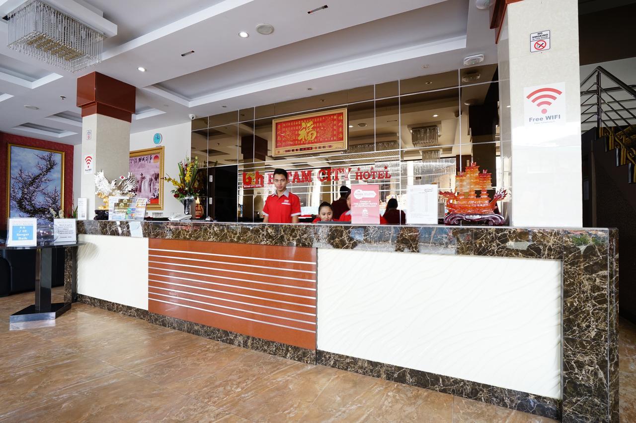 Zen Rooms Near Bcs Mall Penuin Batam Buitenkant foto