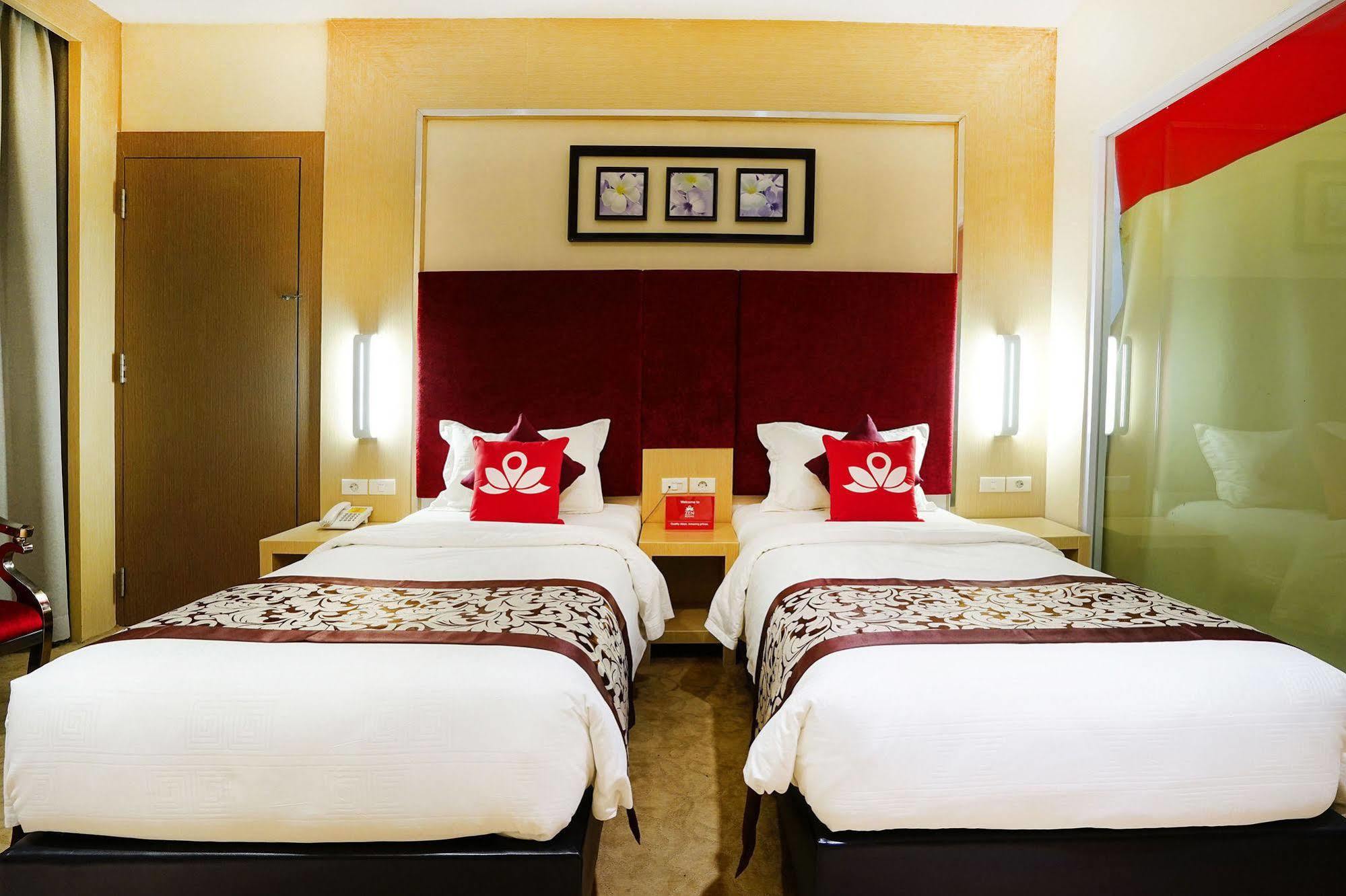 Zen Rooms Near Bcs Mall Penuin Batam Buitenkant foto